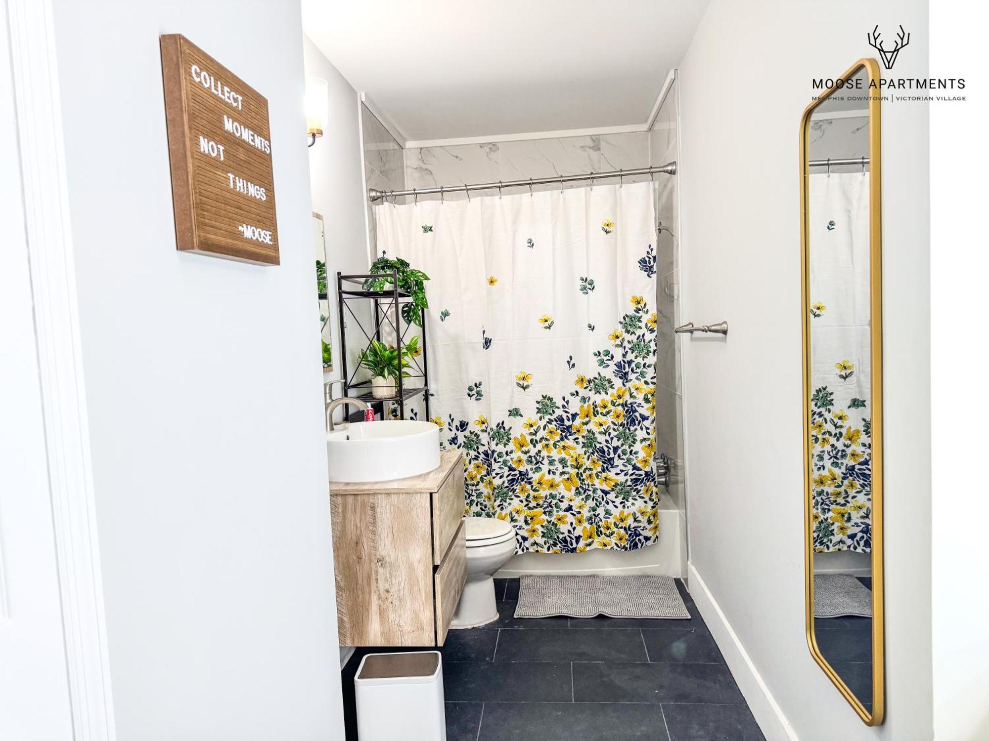 The Moose #12 - Brand New Modern Luxe Loft With Free Parking, King Bed & Fast Wifi Appartement Memphis Buitenkant foto